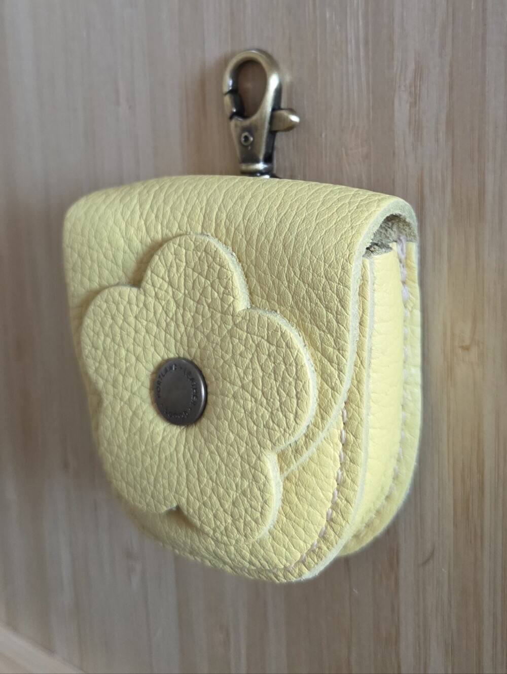Portland Leather Petunia Pouch Keychain Bagcharm in Butter Bliss - Picture 2 of 4